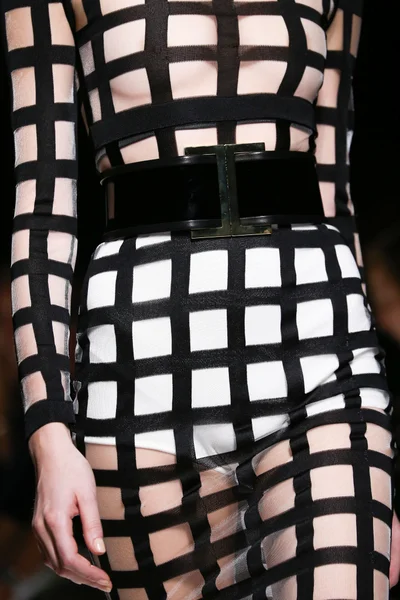 Look 37